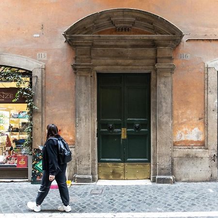 Iflat Wonder At The Pantheon Apartment Rome Bagian luar foto