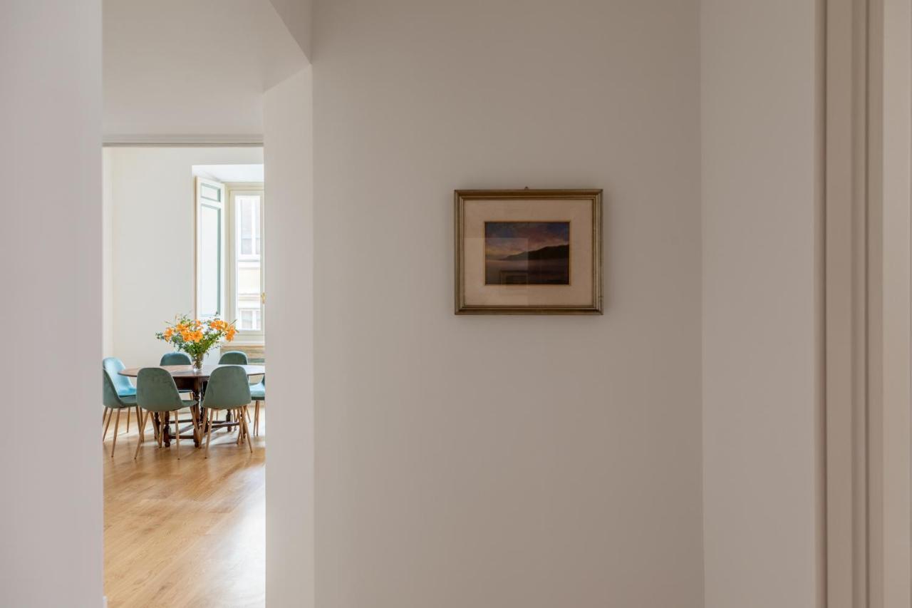 Iflat Wonder At The Pantheon Apartment Rome Bagian luar foto