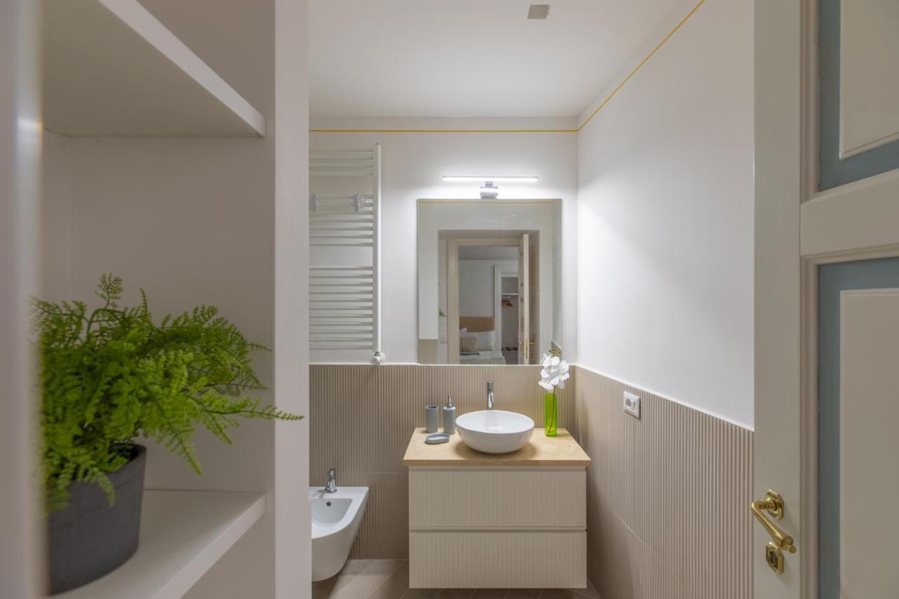 Iflat Wonder At The Pantheon Apartment Rome Bagian luar foto