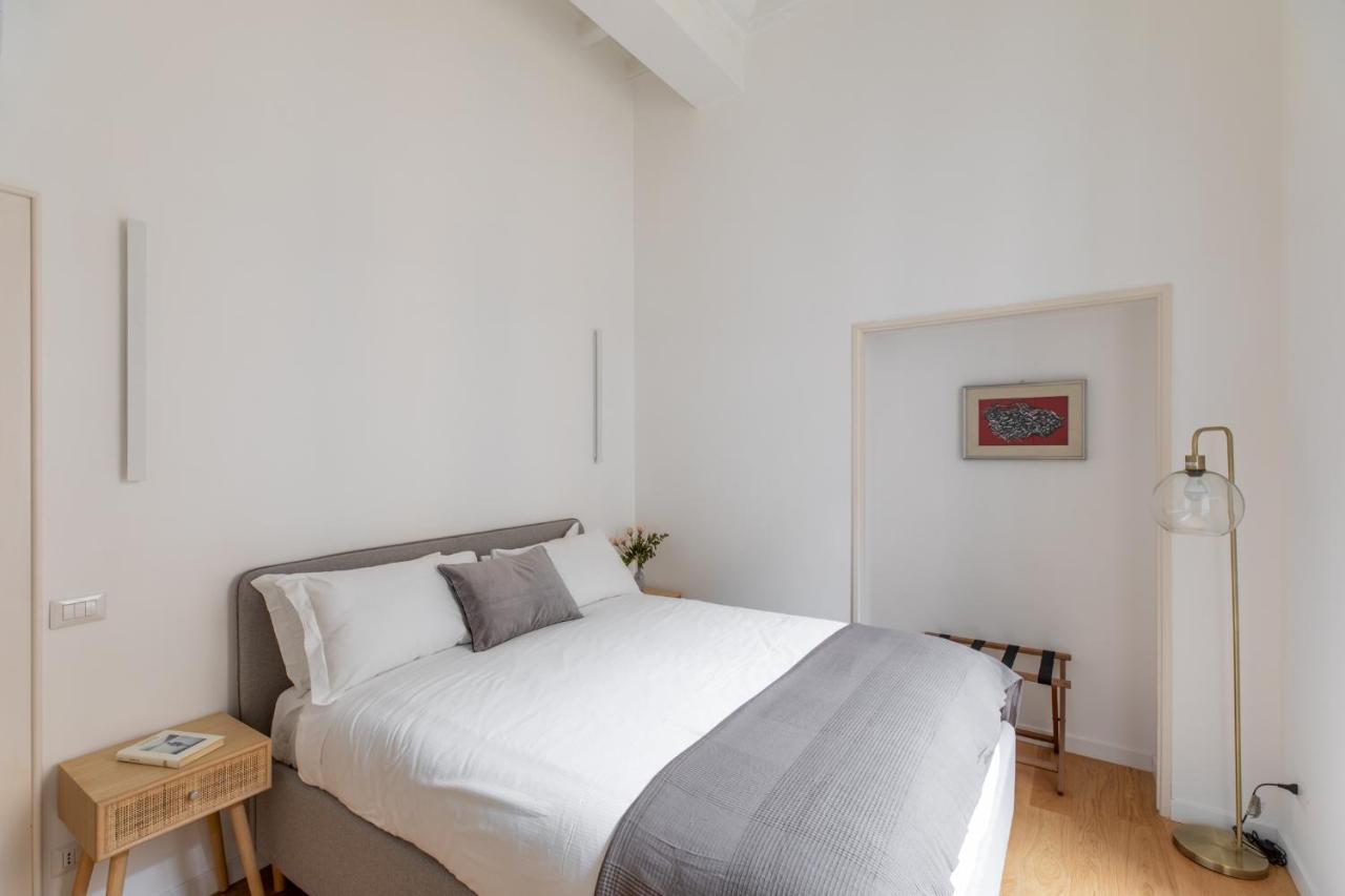 Iflat Wonder At The Pantheon Apartment Rome Bagian luar foto