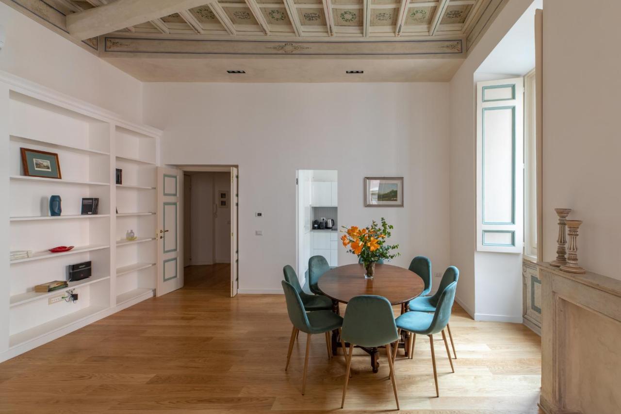 Iflat Wonder At The Pantheon Apartment Rome Bagian luar foto