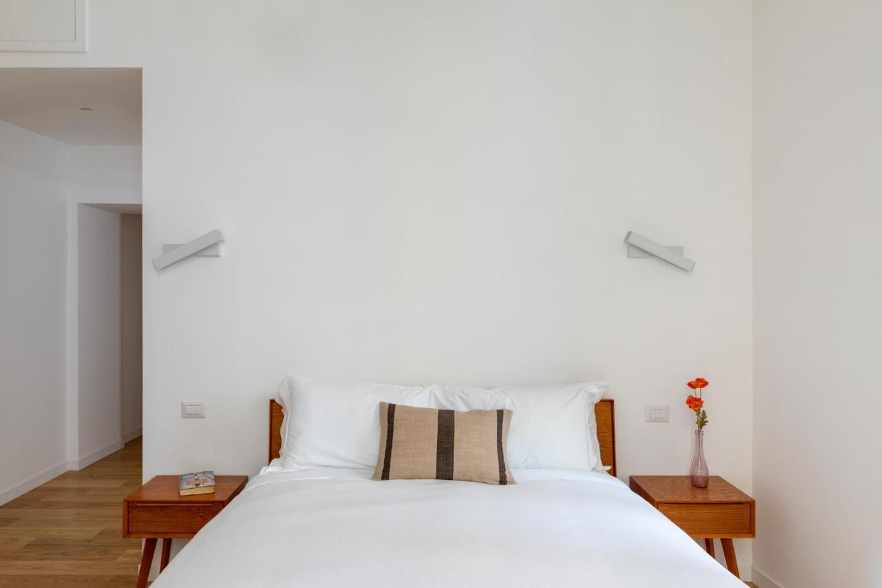 Iflat Wonder At The Pantheon Apartment Rome Bagian luar foto